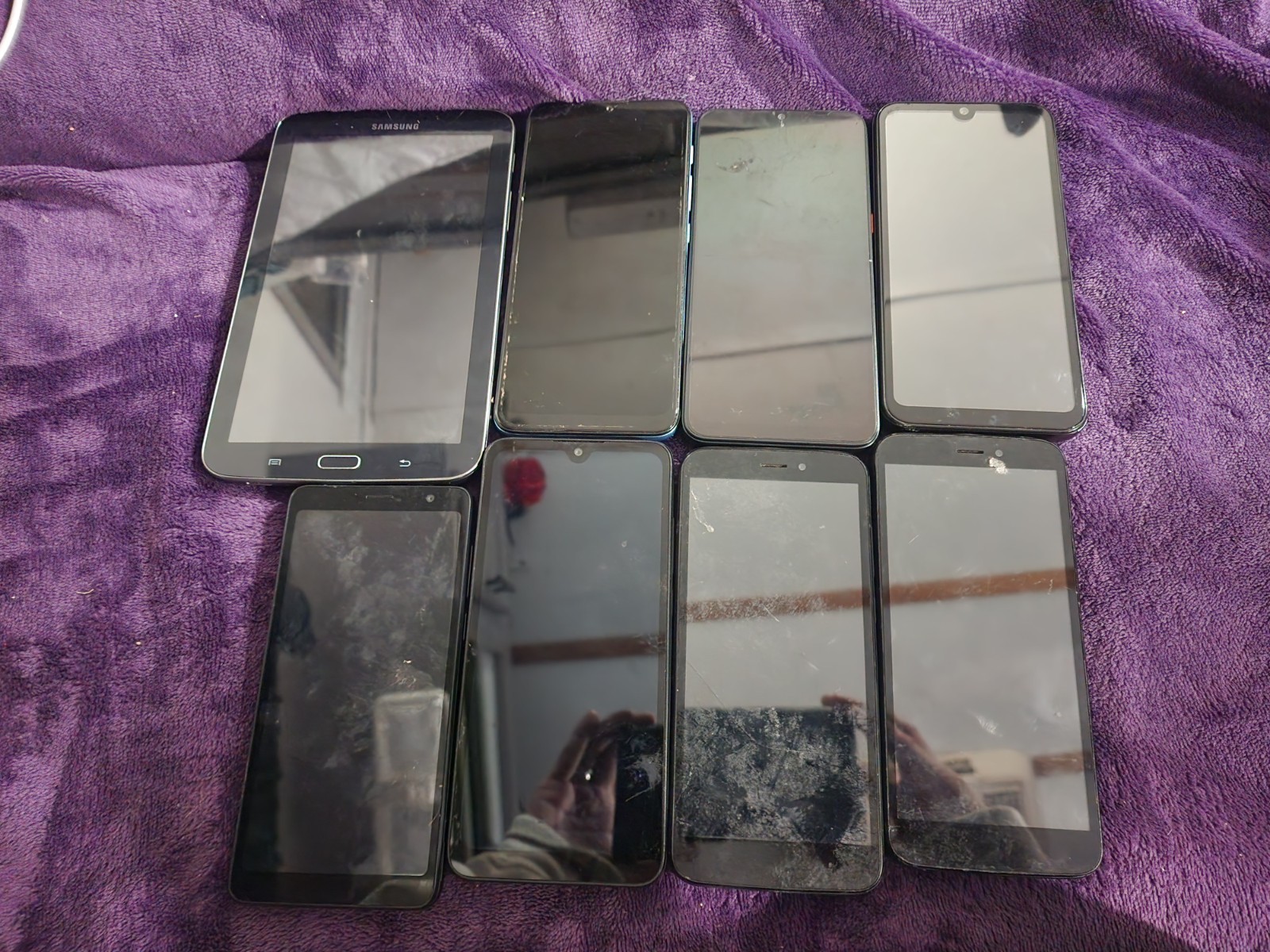 Lot Of 8 Smartphones Android Devices For Parts Or Not Working.