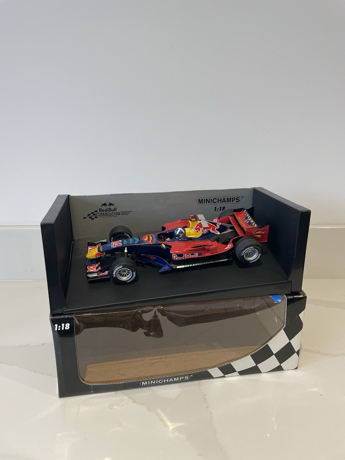 2006 Minichamps Red Bull RB2 D.Coulthard Superman Monaco gp -1/18 scale
