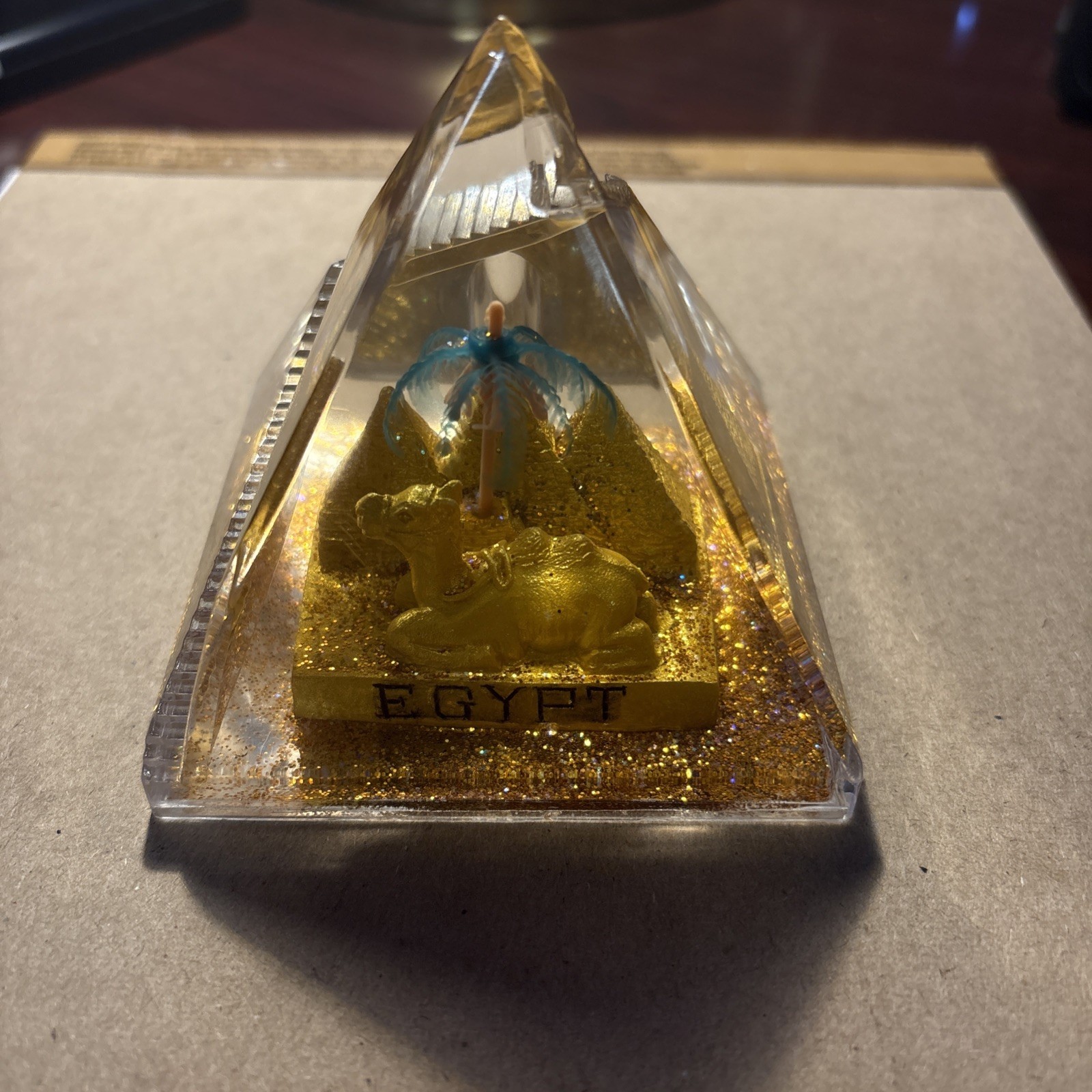 Charming Egyptian Snow Globe Pyramid Paperweight Pen Holder Egyptian Gold Camel