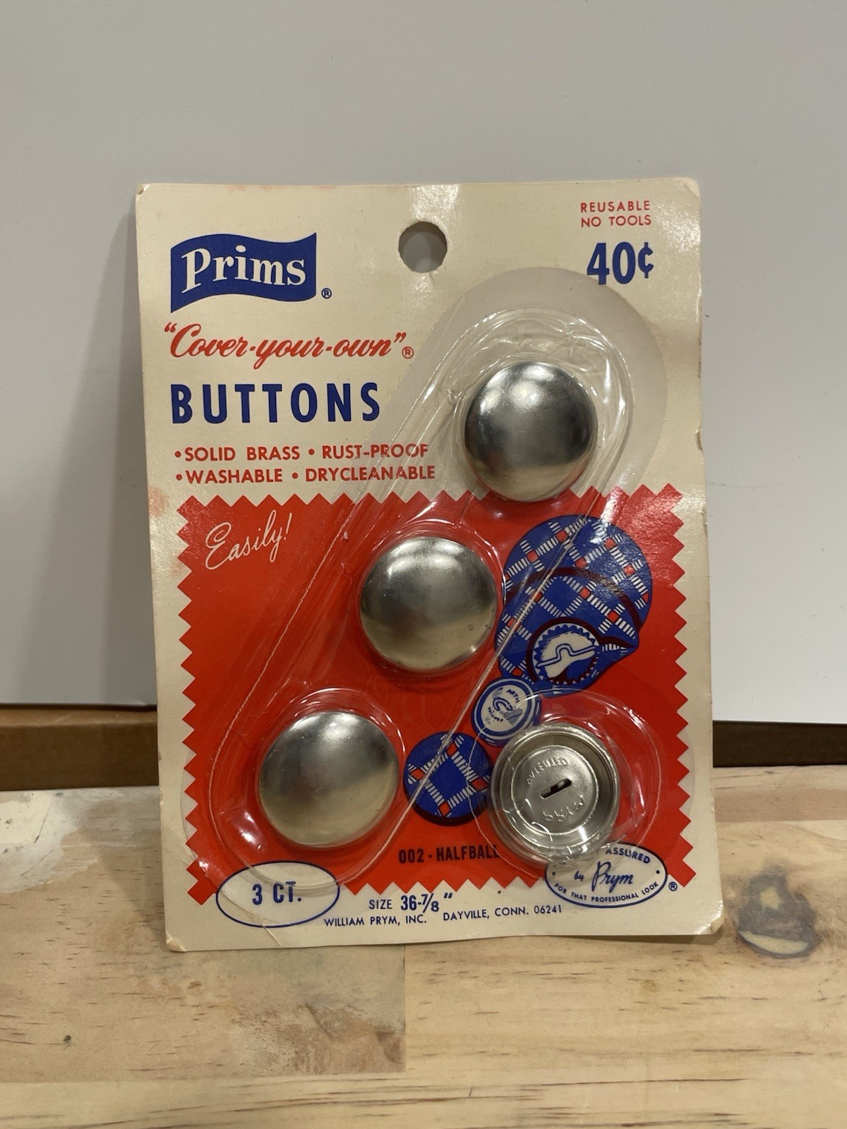 Vtg Prims brass Buttons 3ct. made in USA
