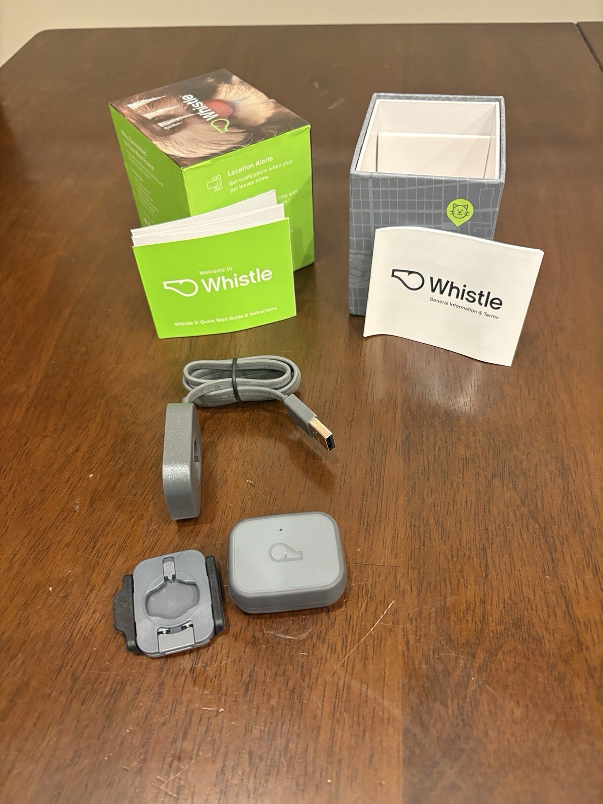 Whistle 3 GPS Pet Tracker and Activity Monitor In Original Box Manual Charger D