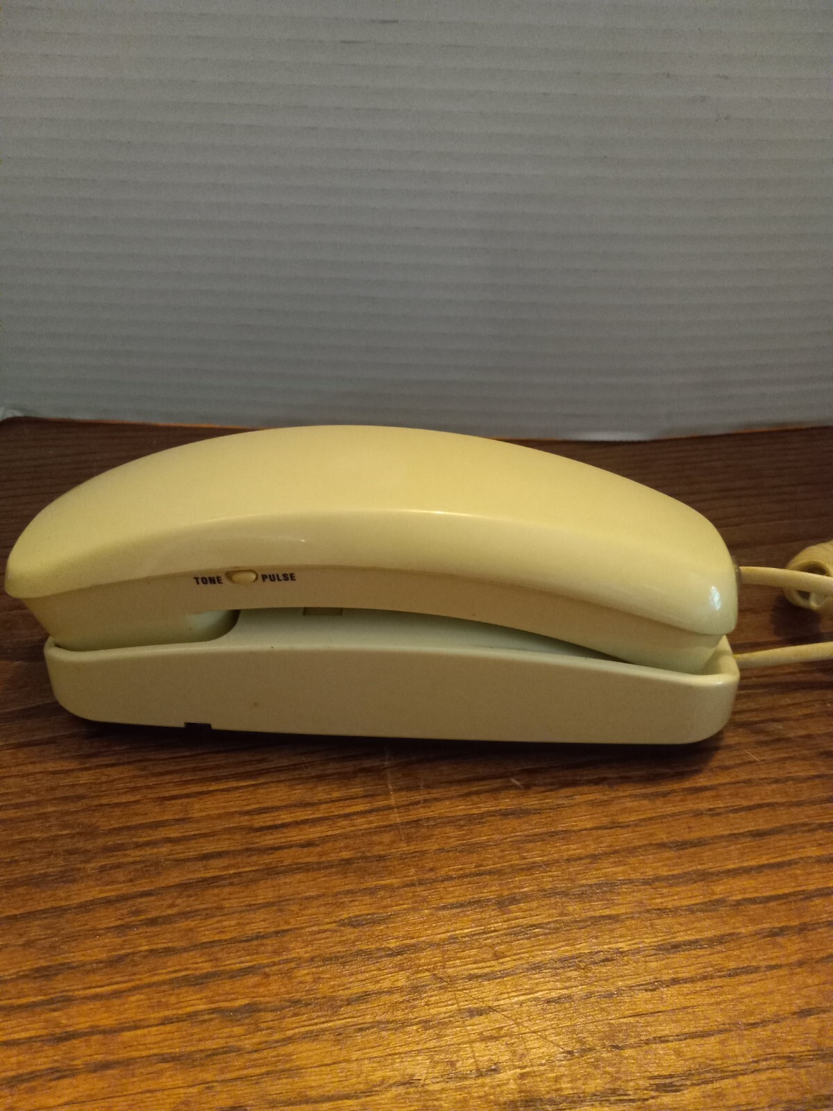 Conair Vintage Yellow Touchtone Corded Telephone Wall Desk