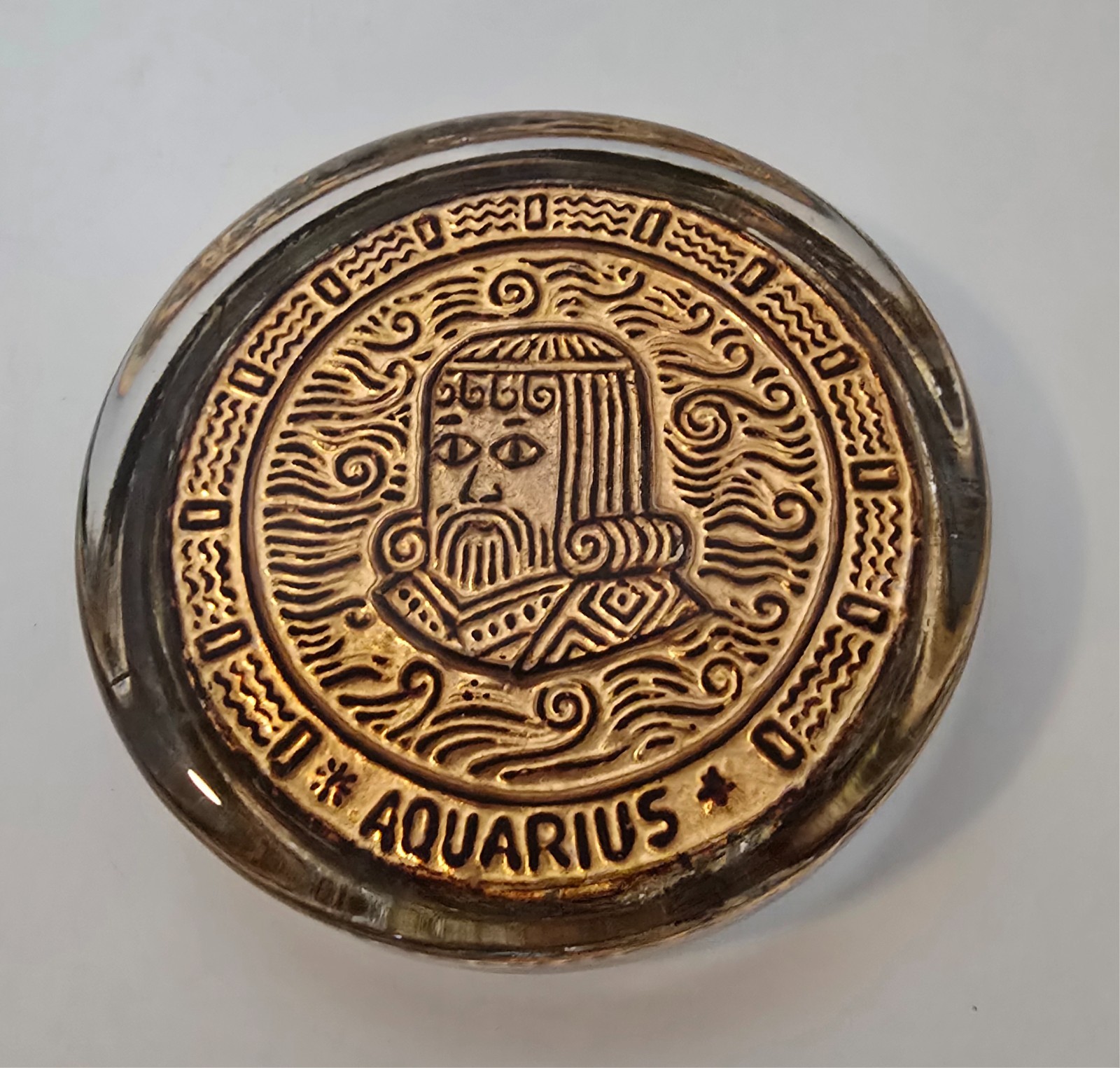 Vintage Ferro Lorenzo Italian Venetian Glass Paperweight With Aquarius Symbol