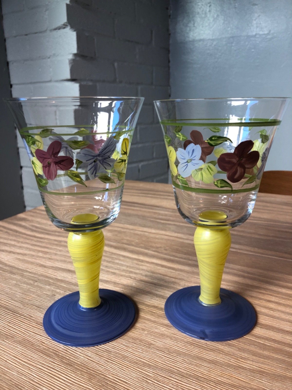 Set of 2 Gibson "HYDRANGEA" Hand Painted Water Goblets ~ 7" foot Wine Glasses