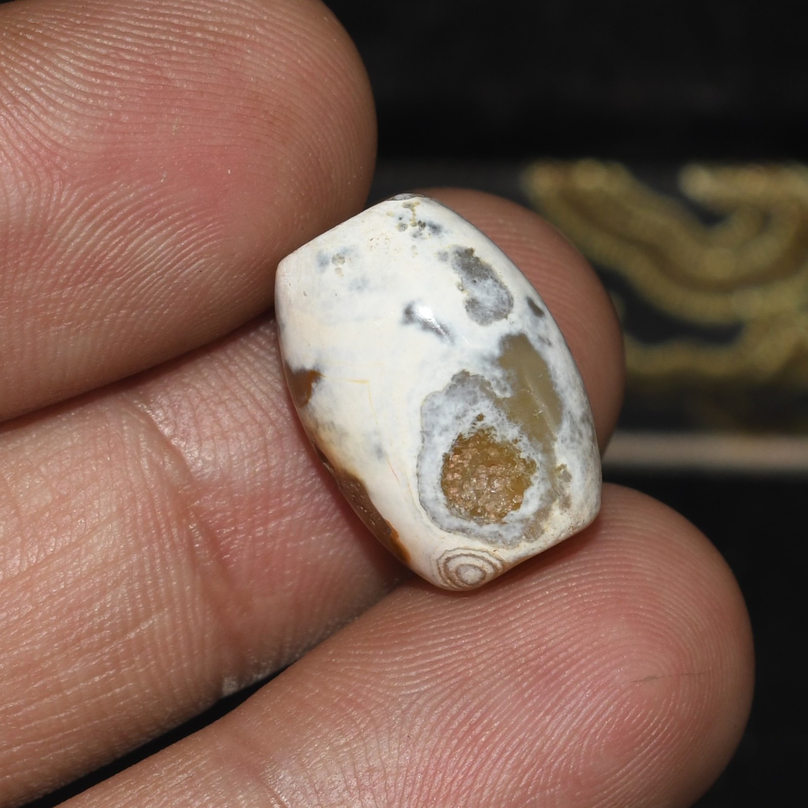 Rare Ancient Bactrian Banded Agate Stone Bead with Patina in good Condition