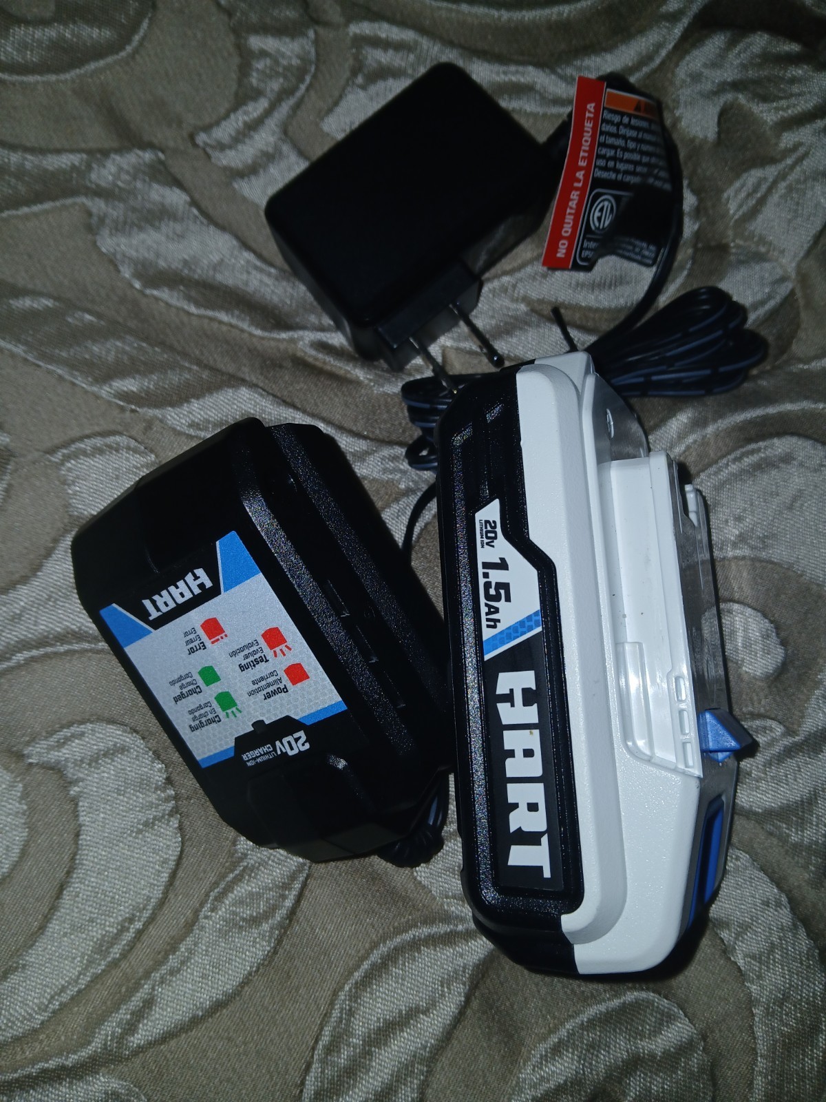 HART HPSK01 20-Volt Lithium-Ion 1.5Ah Battery and 2Amp Charger Accessory