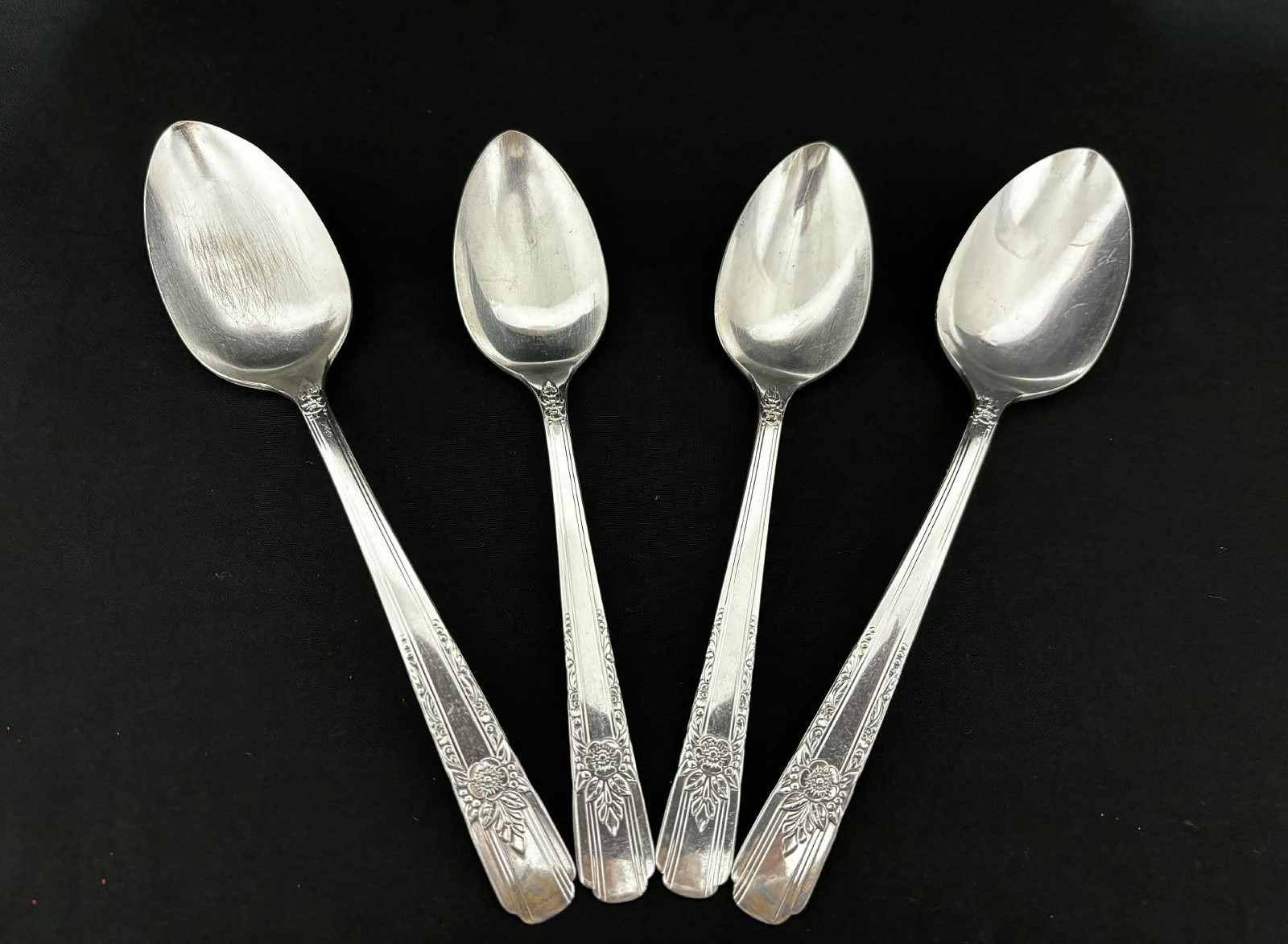 Vernon Silver Plate Spoons 4 Piece Flatware Floral Pattern