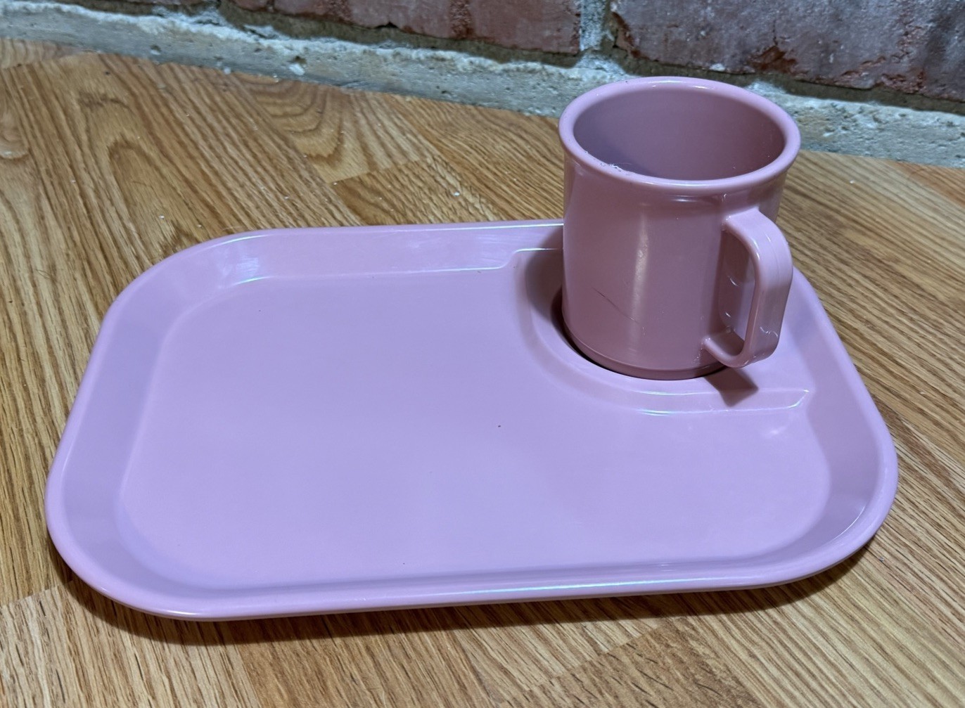 Vintage Rubbermaid Snack Tray #3850 & Re Coffee Cup/Mug #3813 Pink Mauve - USA