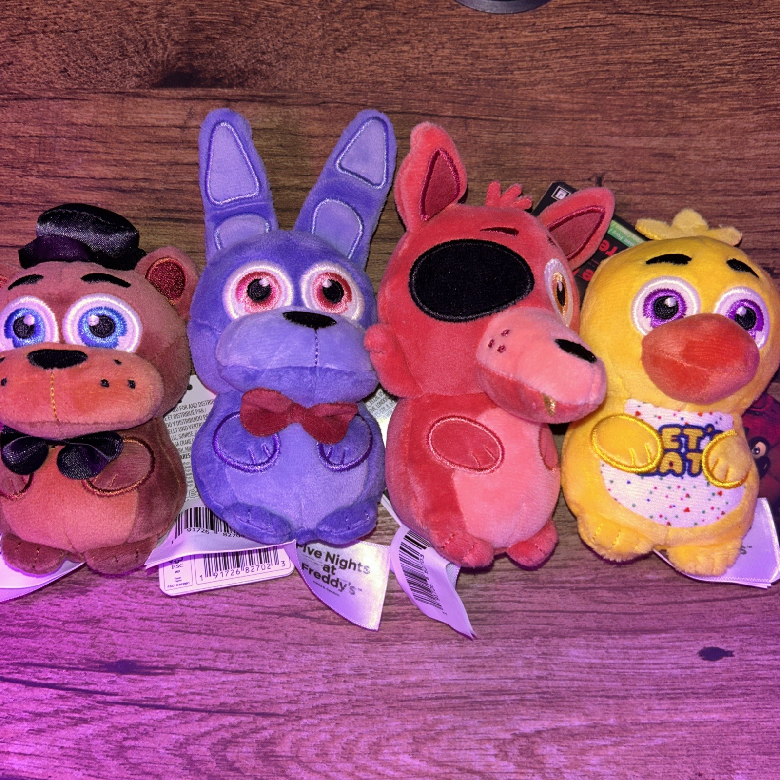 FNAF Jazwares 4 in.  mini plush set of 4 feat.  Freddy,Bonnie, Chica, & Foxy 