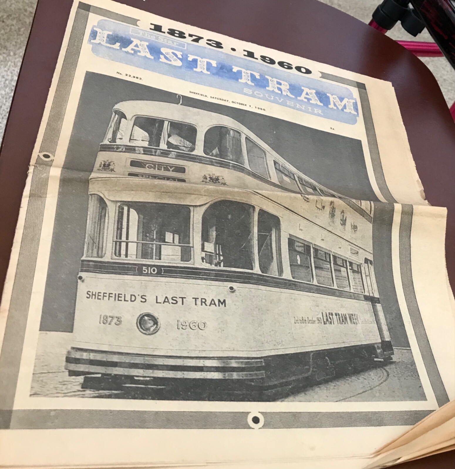 VTG Newspaper "The Star" Sheffield, England 1960 Last Tram Souvenir
