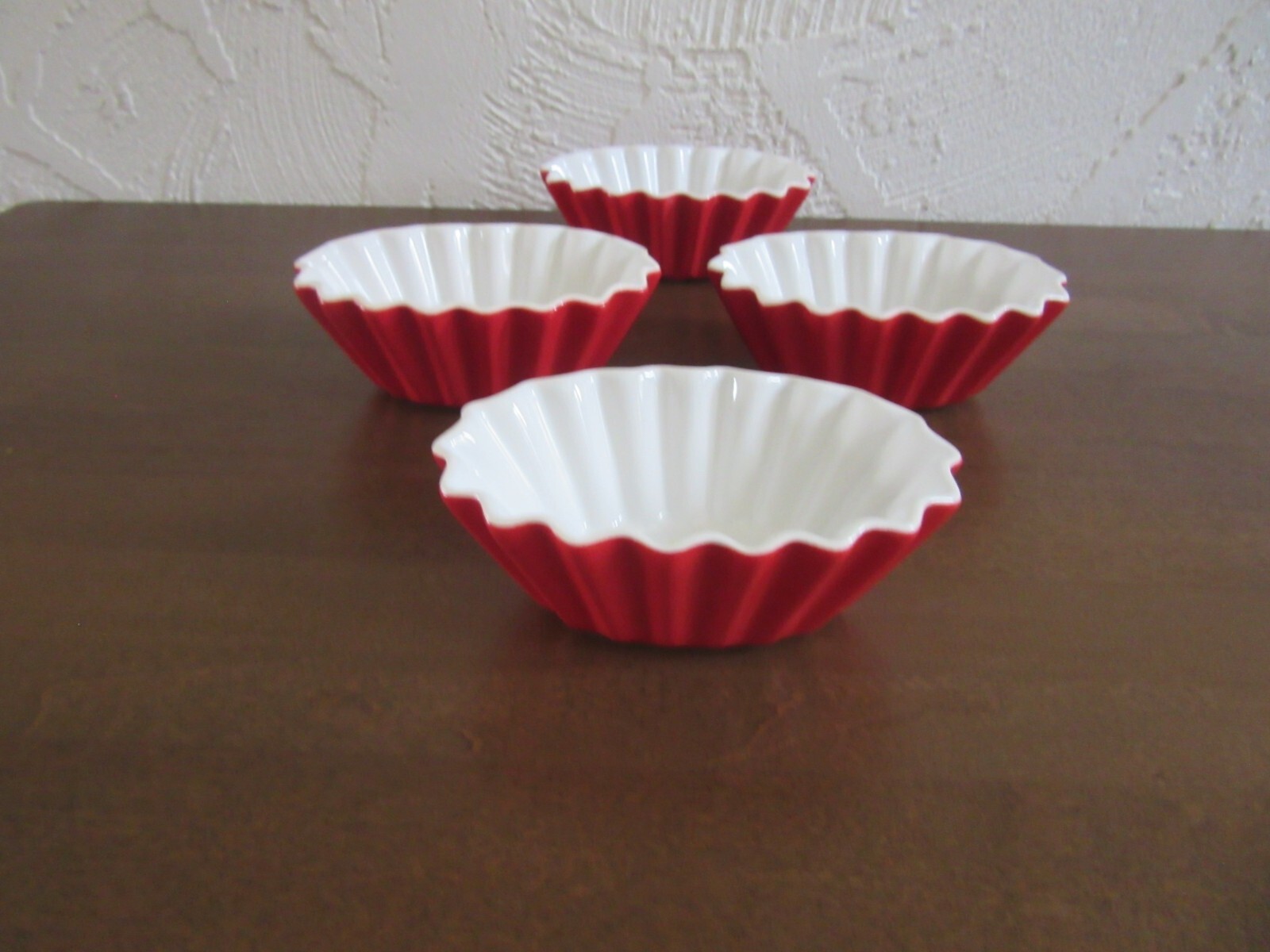CRATE AND BARREL Set of 4 Red Seafood Shrimp Butter Sauce Dish Bowls