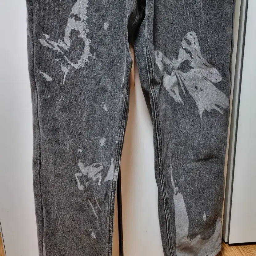 Fancyclub Black Denim Pants with Butterfly Print - Pre-Owned