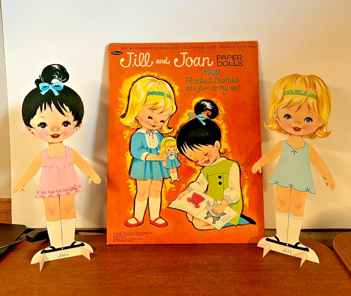 Vintage Paper Dolls 1965 Jill & Joan with Flocked Clothes Whitman Publishing