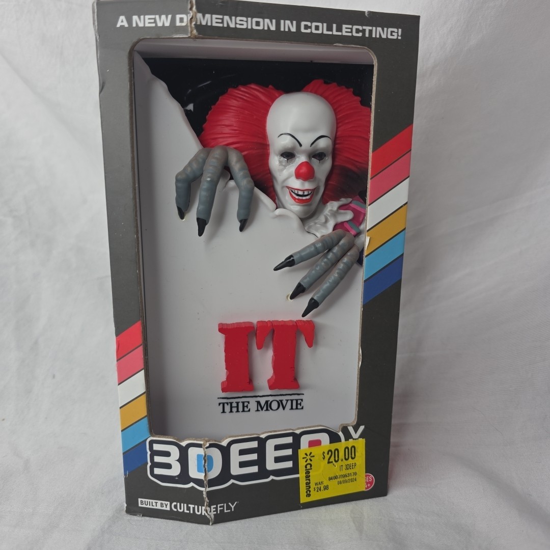 Culturefly 3Deep VHS It The Movie  Pennywise Stephen King 3D Art (CWN)