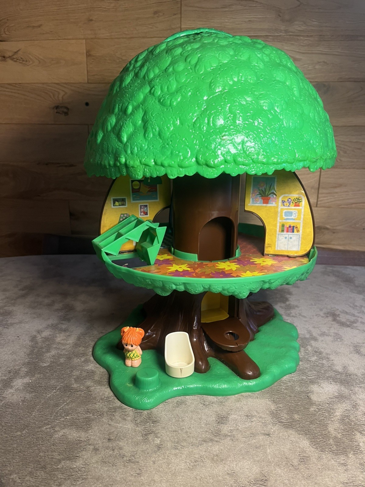 1970s Vintage Pop Up Palitoy Tree  House 