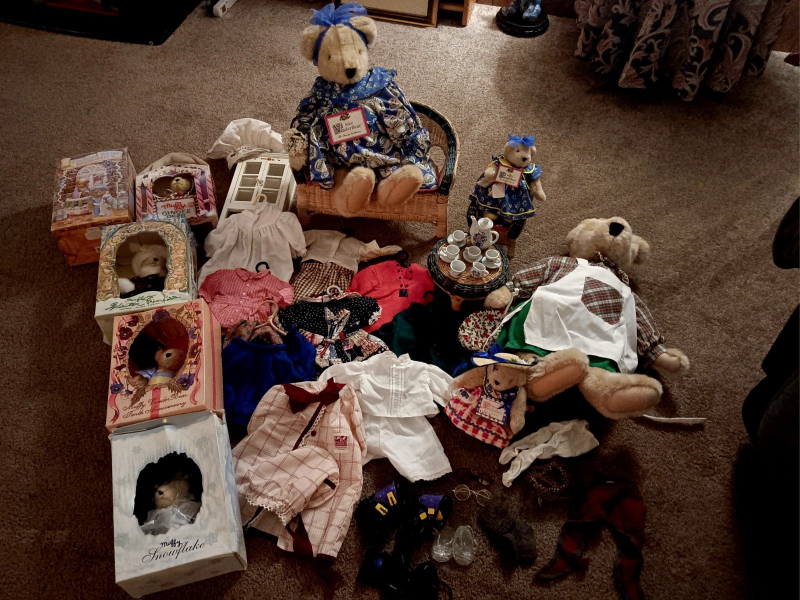 A Collection Of Muffy Vanderbear Teddy Bears In Boxes W A Number Of Accessories.