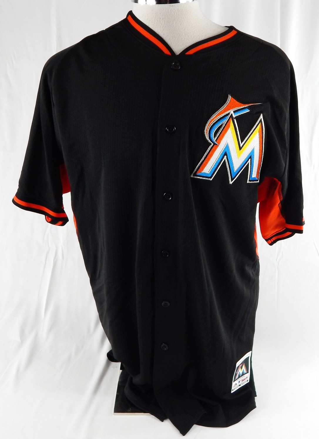 2014-16 Miami Marlins Guerrero #90 Game Used Black Jersey ST BP 46 025