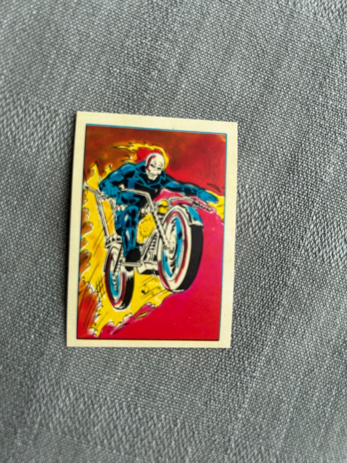 Marvel Superheros 1980 ( a. G.E Stickers No. 30 (2 1/2in x 1 13/16in) - Very +)