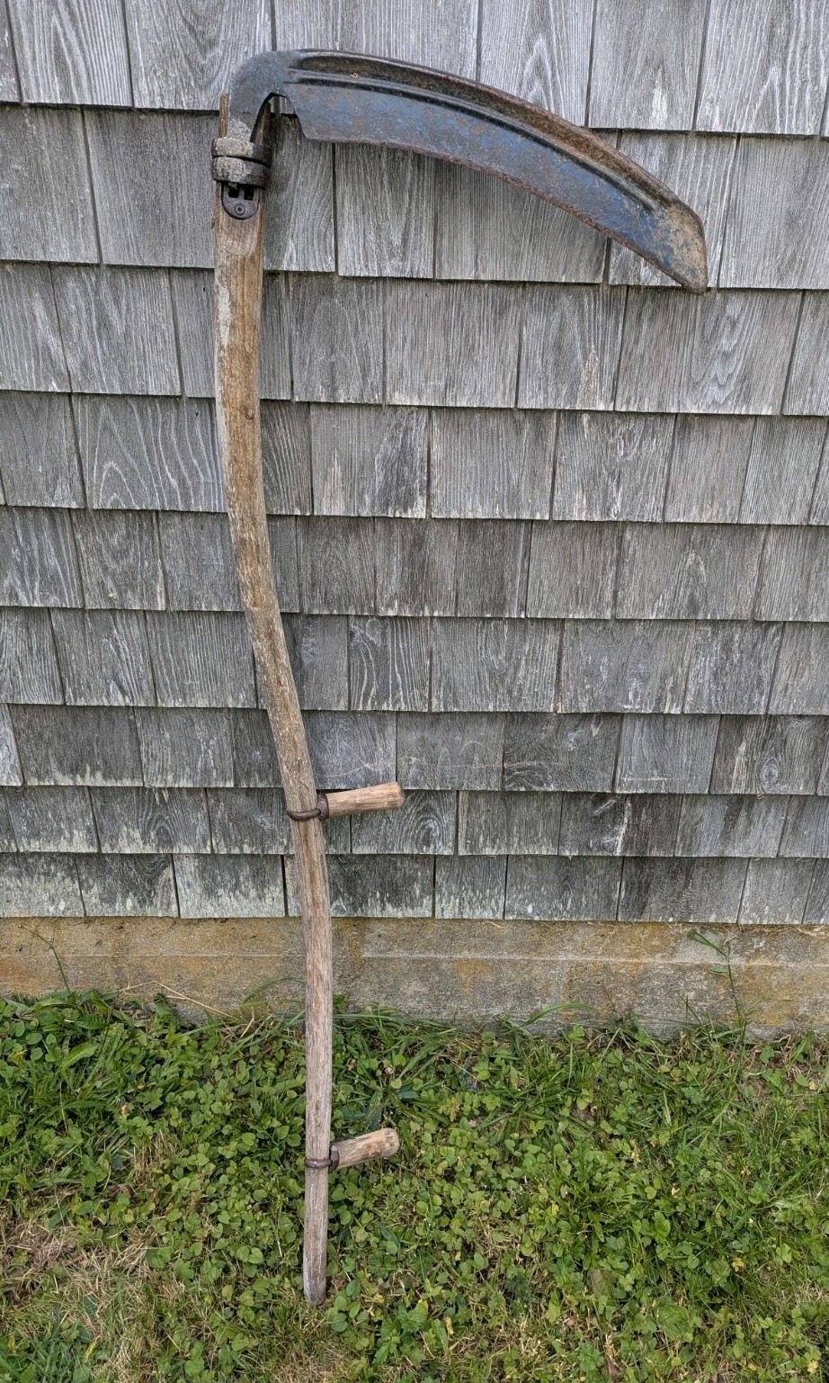 Vintage Antique Wood Metal Scythe Hay Sickle Grim Reaper Farm Tool Implement