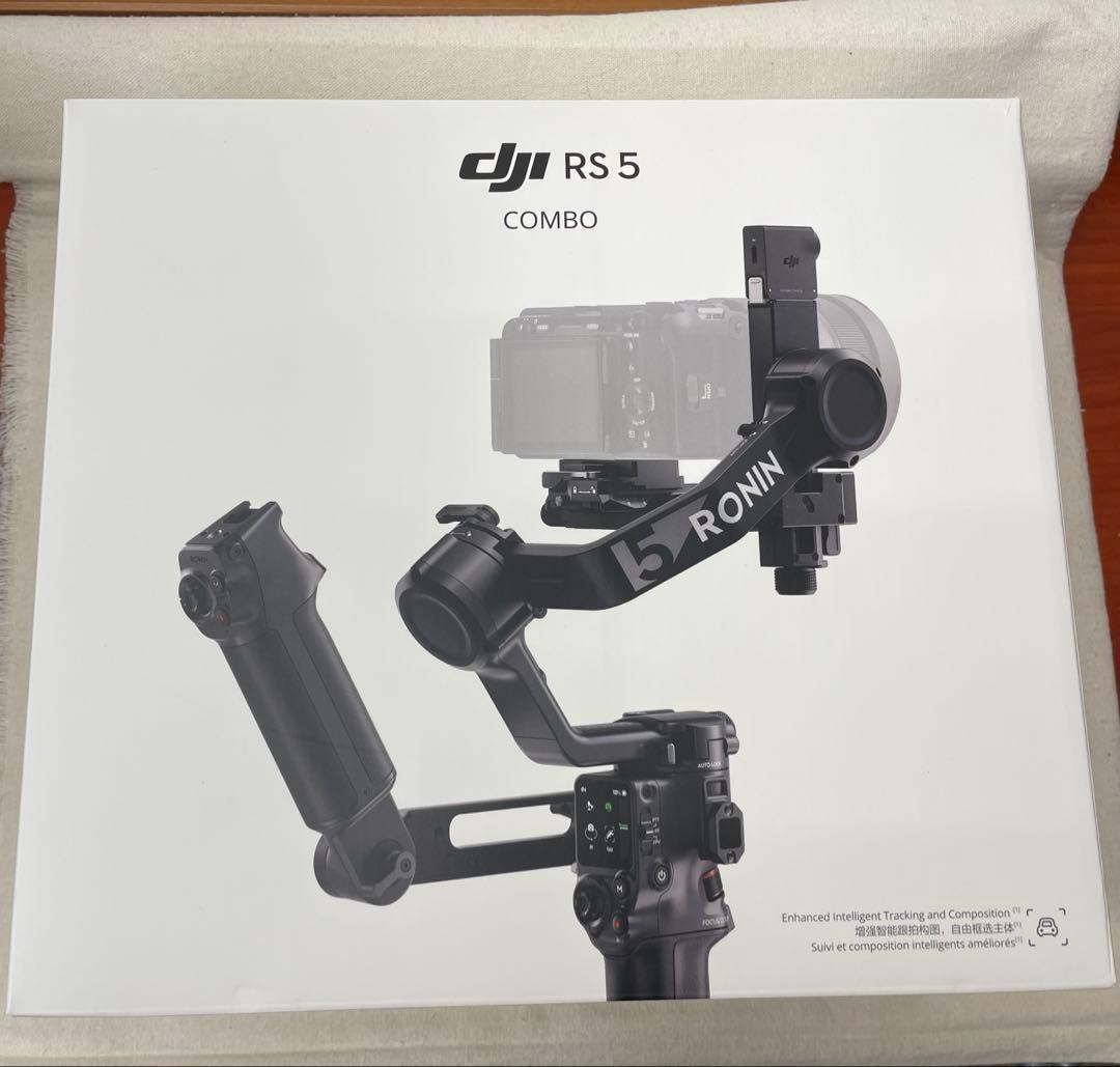 DJI RS 5 Combo 3-Axis Camera Gimbal Stabilizer Smart Tracking Kit