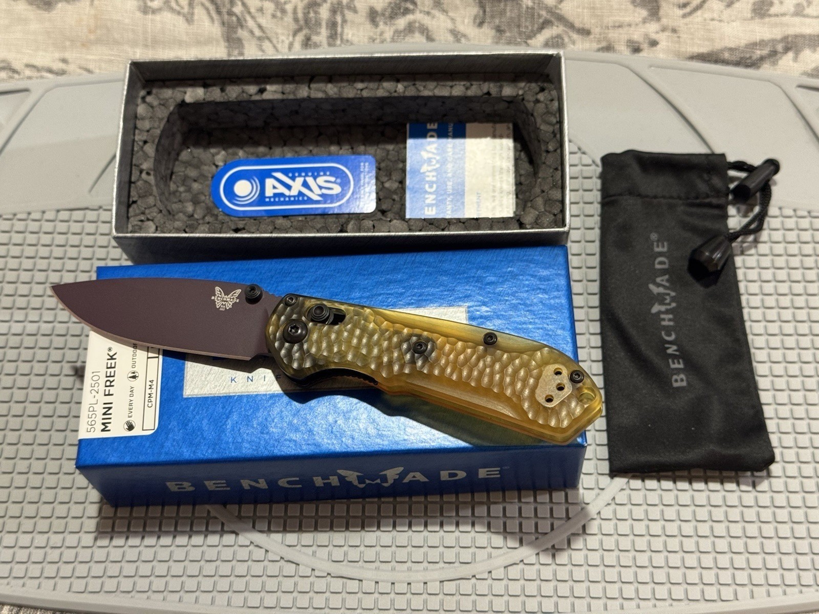 NEW Benchmade 565PL-2501 Mini Freek CPM-M4 Ultem Handle AXIS Lock Limited USA
