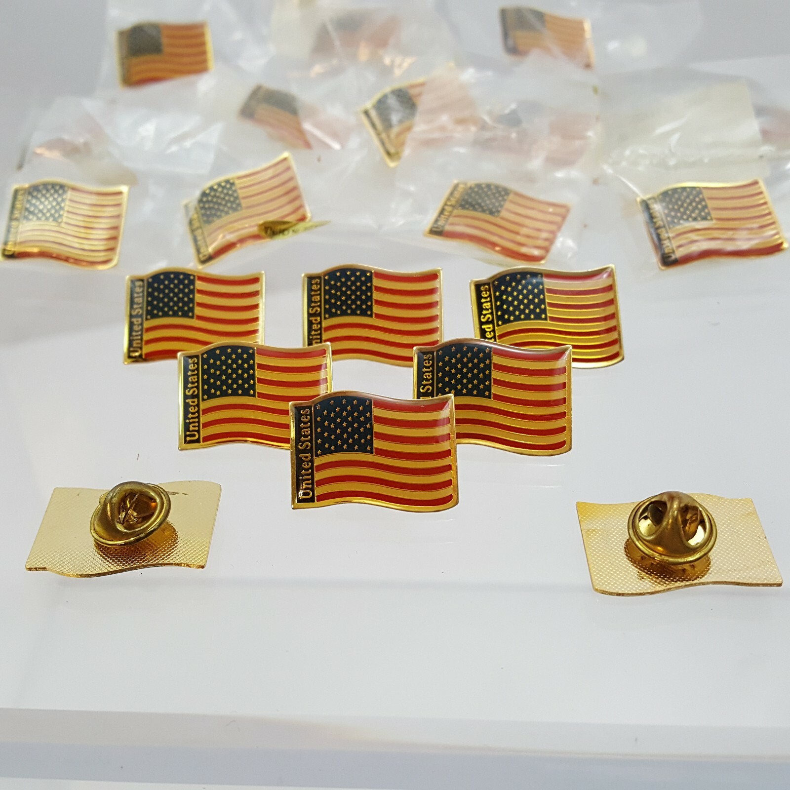 20 - High Quality Enamel American Flag Lapel Pins - Patriotic USA 