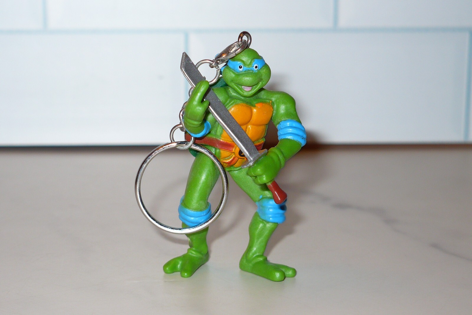 Teenage Mutant Ninja Turtles ~ LEONARDO Keychain ~ KEY CHAIN ~ TMNT