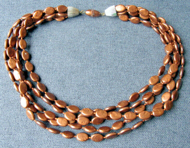 Vintage  bronze color plastic 5 strands collar necklace