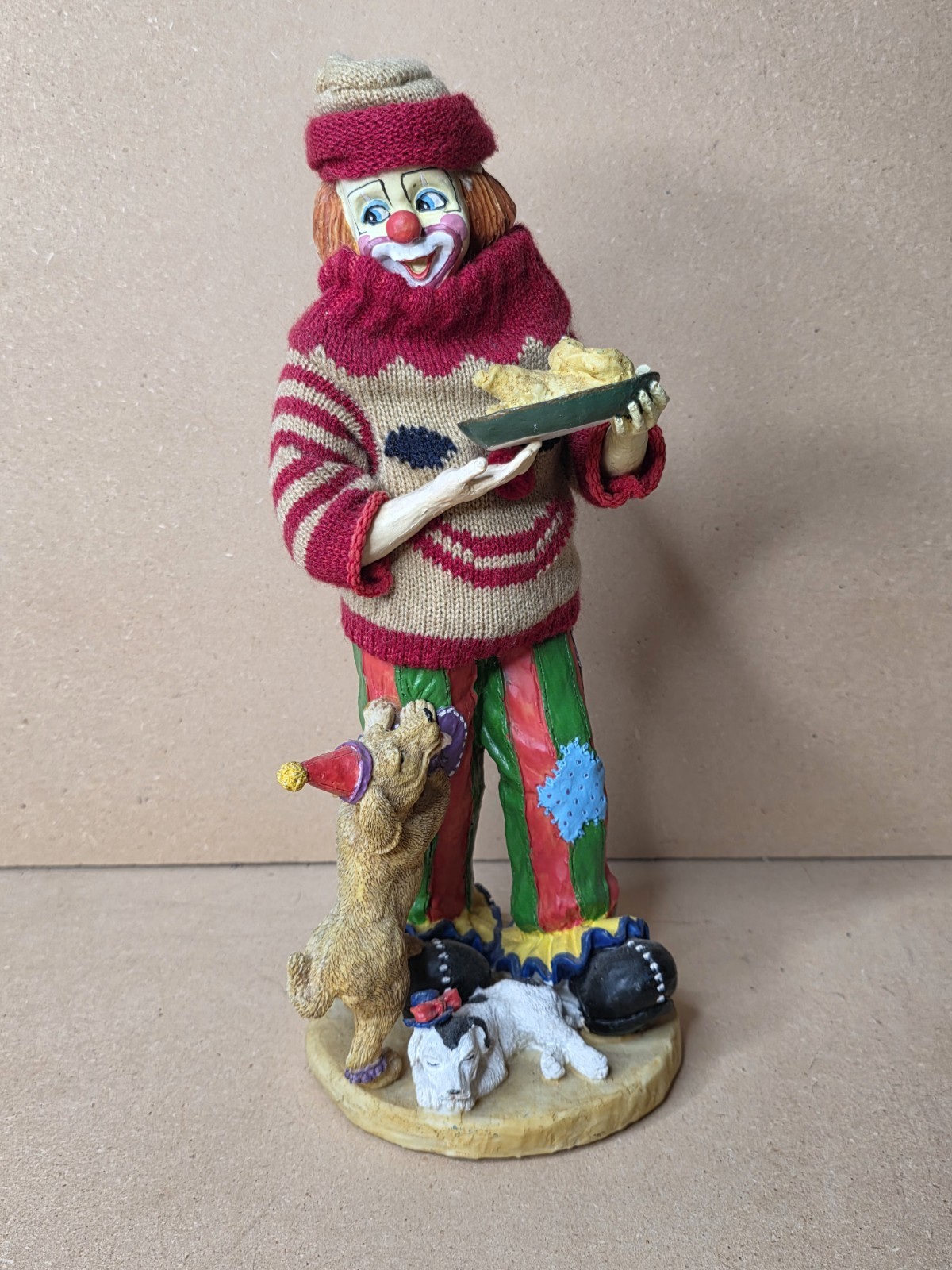 Collectible Hooray Figurine Clown Holding Dinner With Dogs 12.5"