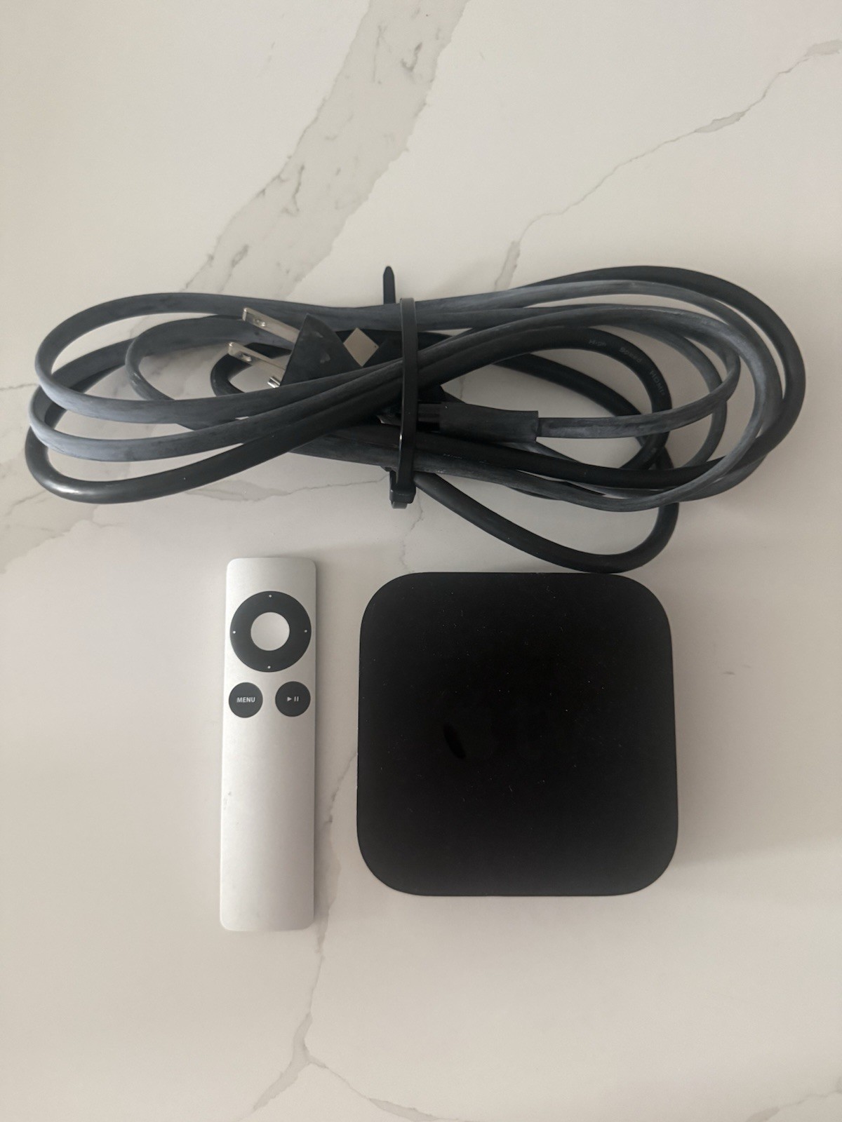 Apple TV Media Streamer A1469 (3rd Gen) w/ Remote and Power And HDMI Cable