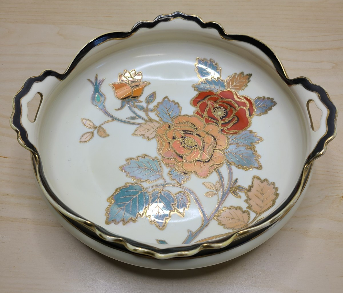 Vintage 1950s Noritake Hand Painted Floral Porcelain Fruit Bowl Gold Trim