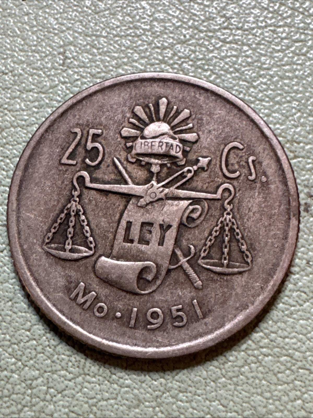 1951 Mexico Silver 25 centavos coin World Silver Coin Cap & Scales