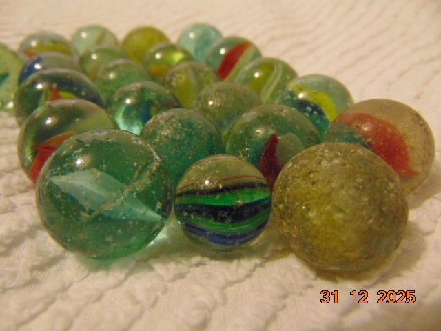 Old Glass Marbles, Cats Eye Pattern. 500gram (D)