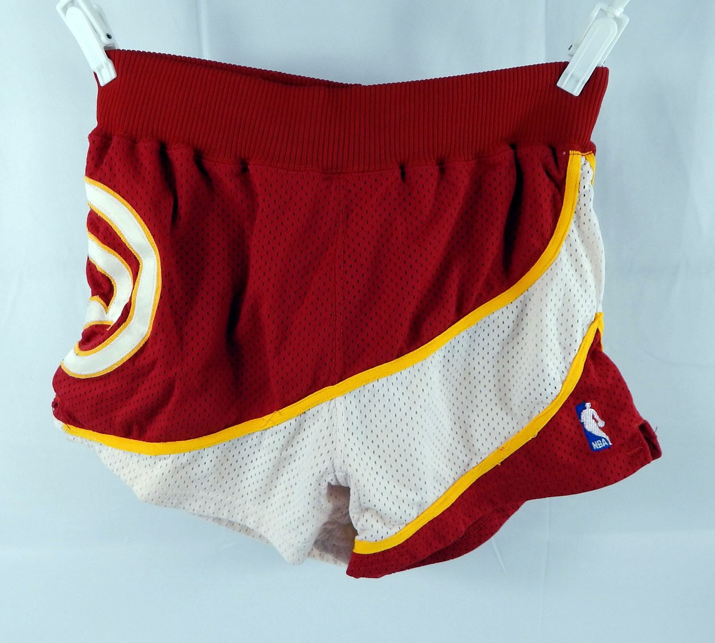 1988-89 Atlanta Hawks John Battle #10 Game Used Red Shorts 34 510