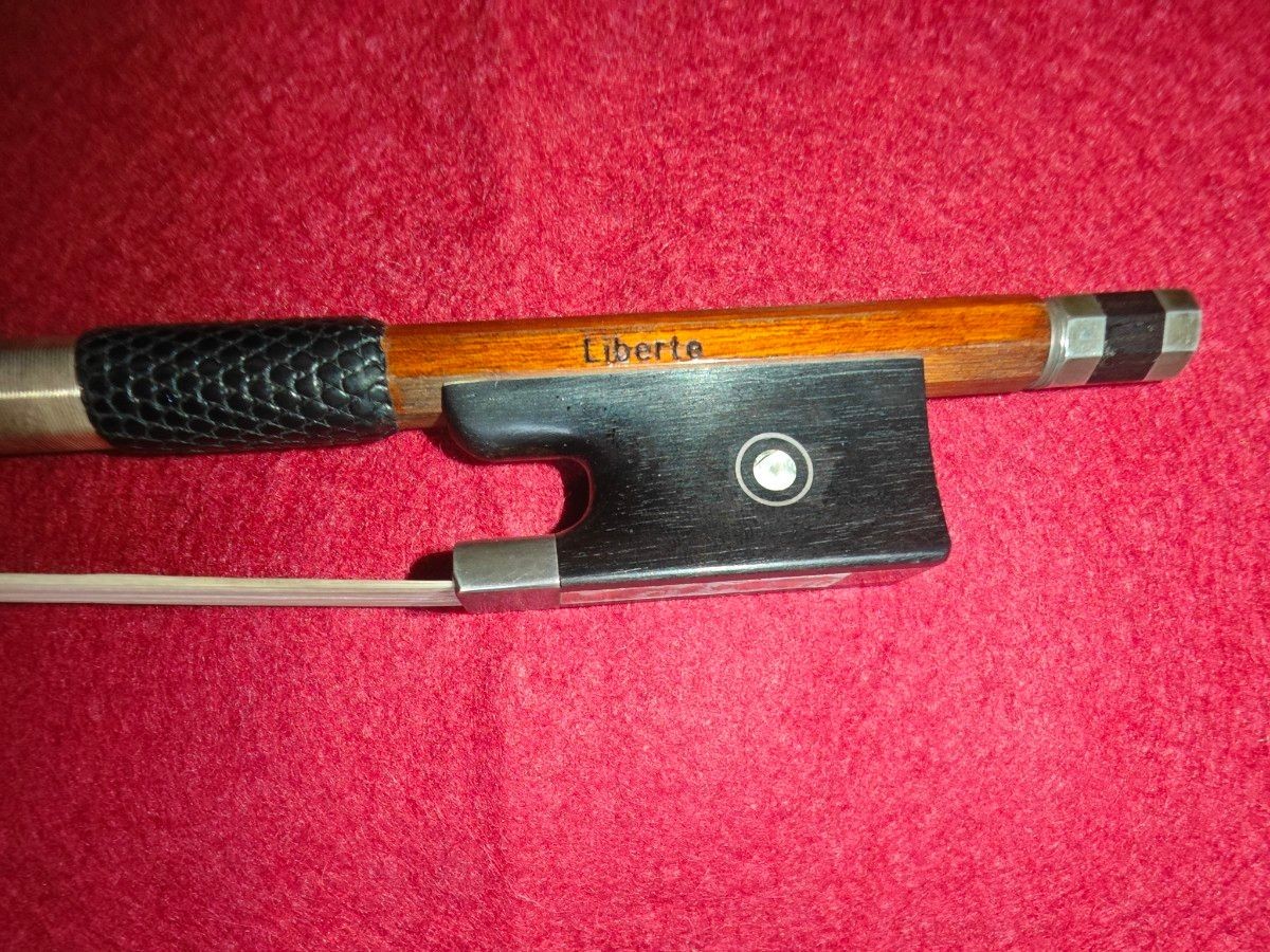 violin bow Liberte