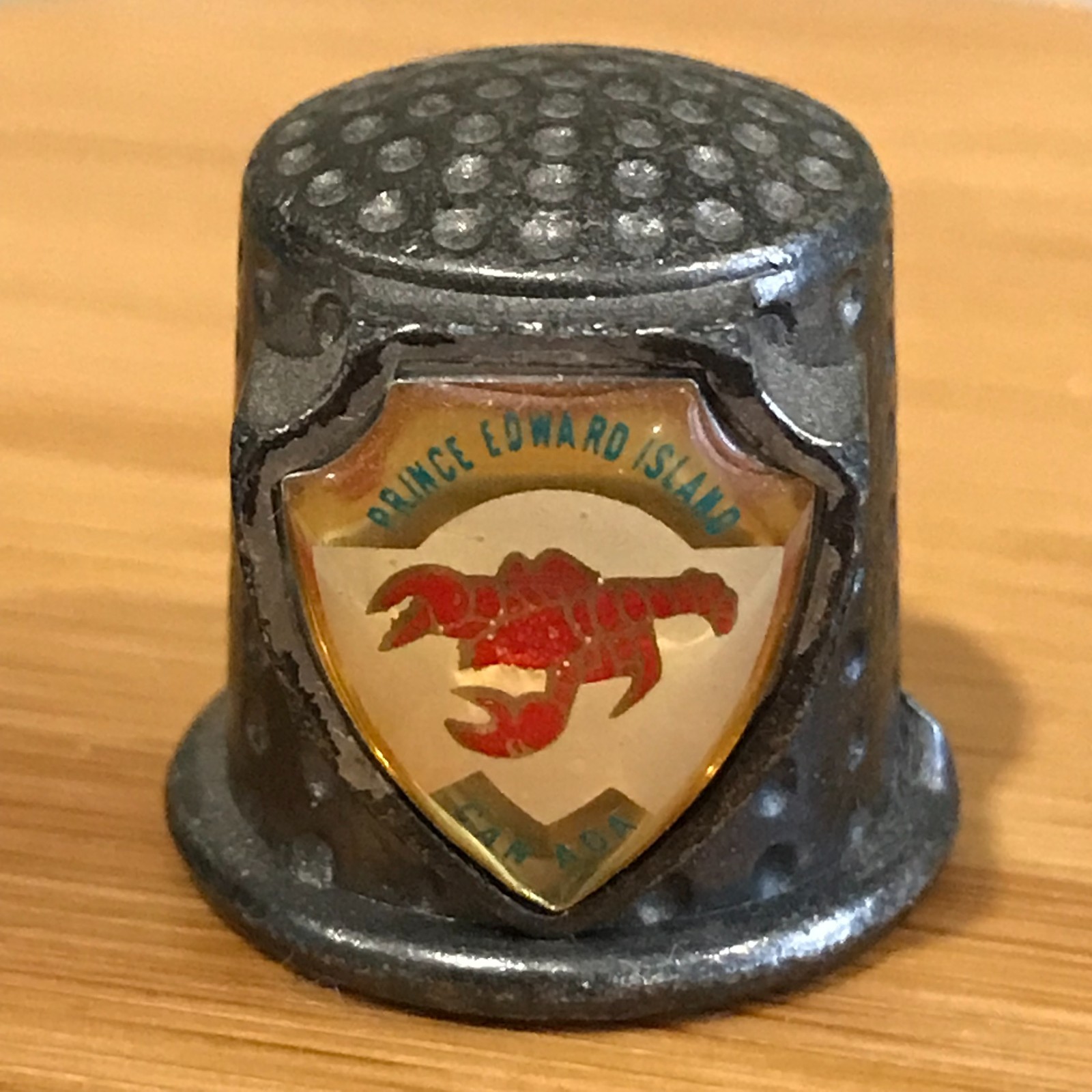 Vintage Thimble Prince Edward Island Can. T49