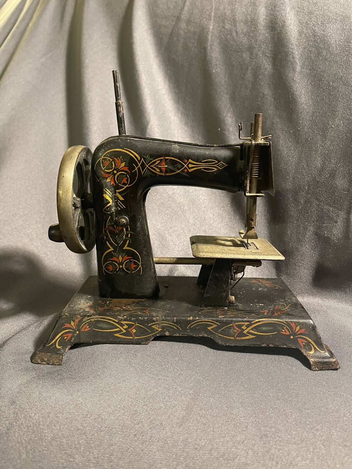 Antique Miniature Toy Child’s Sewing Machine German Painted Pressed Steel