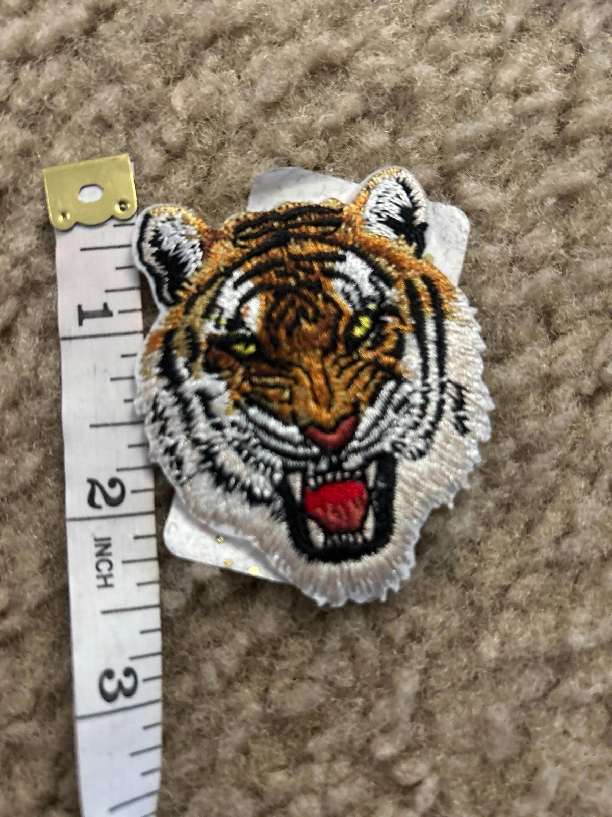 a30 small tiger  patch iron on heat new