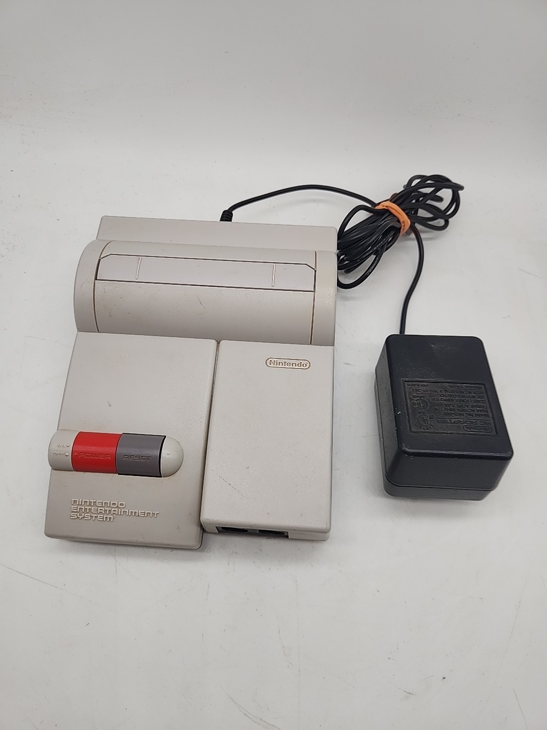 Nintendo NES Top Loader Console (NES-101) FOR PARTS UNTESTED 