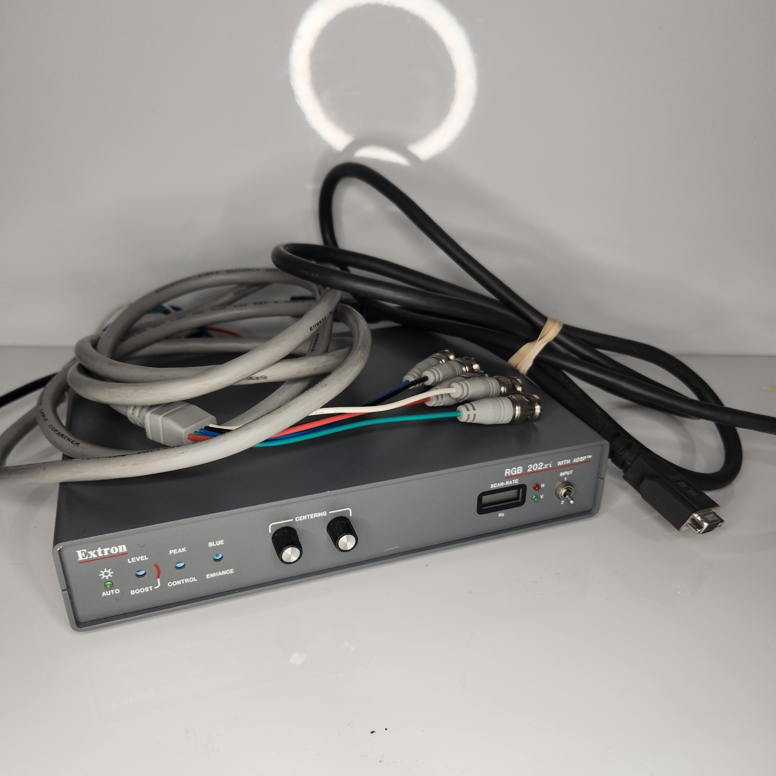 Extron RGB 202xi with ADSP computer interface with cables