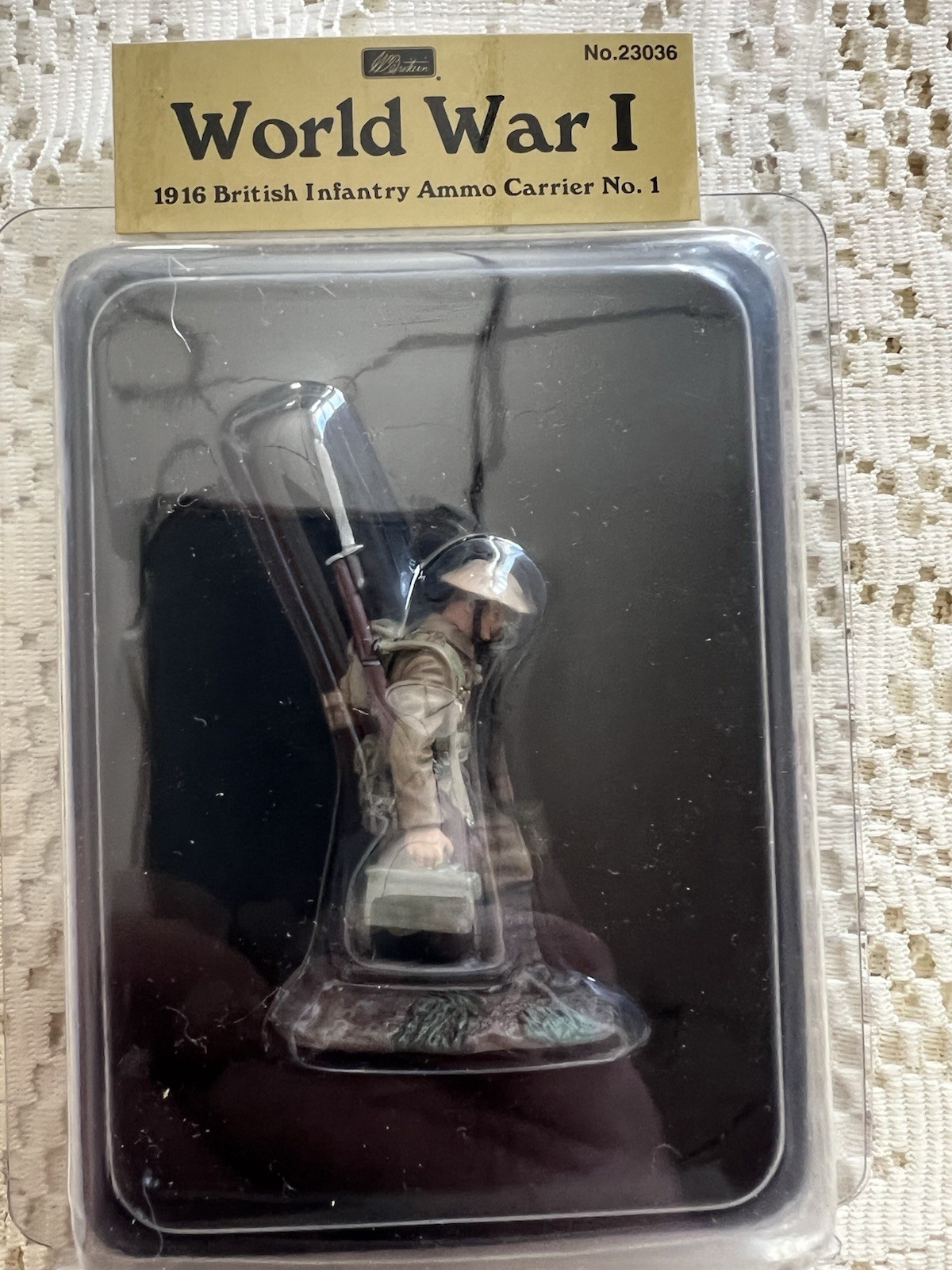 W Britain WWI 1916 British Infantry  Ammo Carrier No. 1 #23036 New Sealed 2012