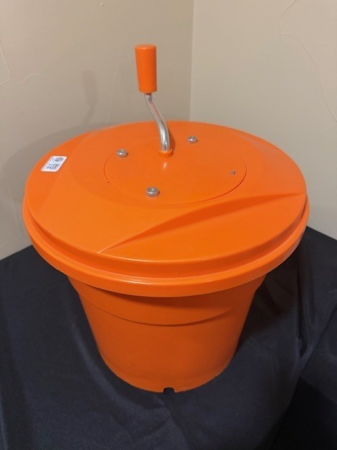 Intertec Dynamic 5 Gallon 20QT Commercial Salad Spinner Large Capacity  E10, E20