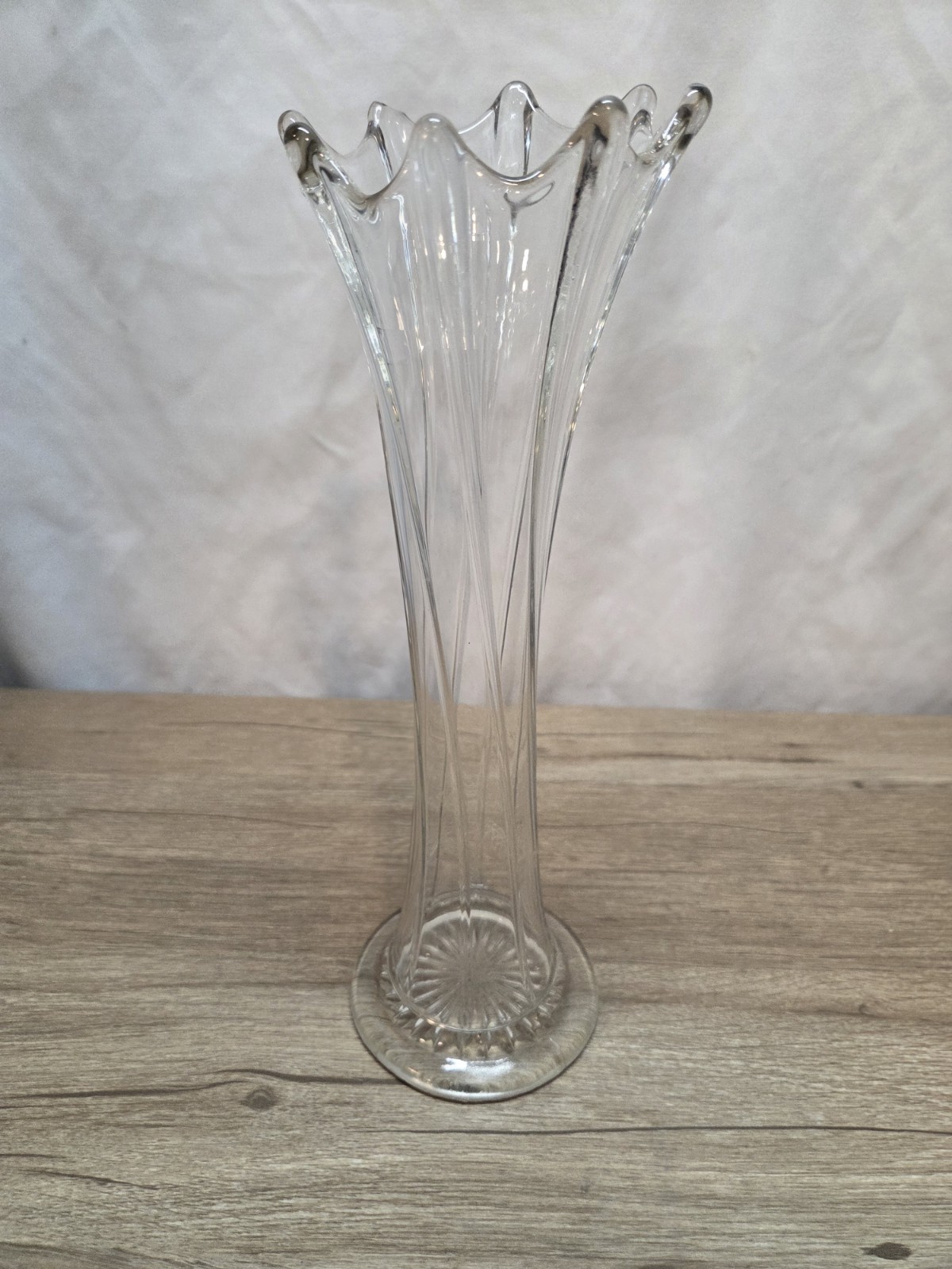 Vtg Swung Stretch Clear Ribbed Glass  Flower Vase 11" Tall 9 Fingers Functional