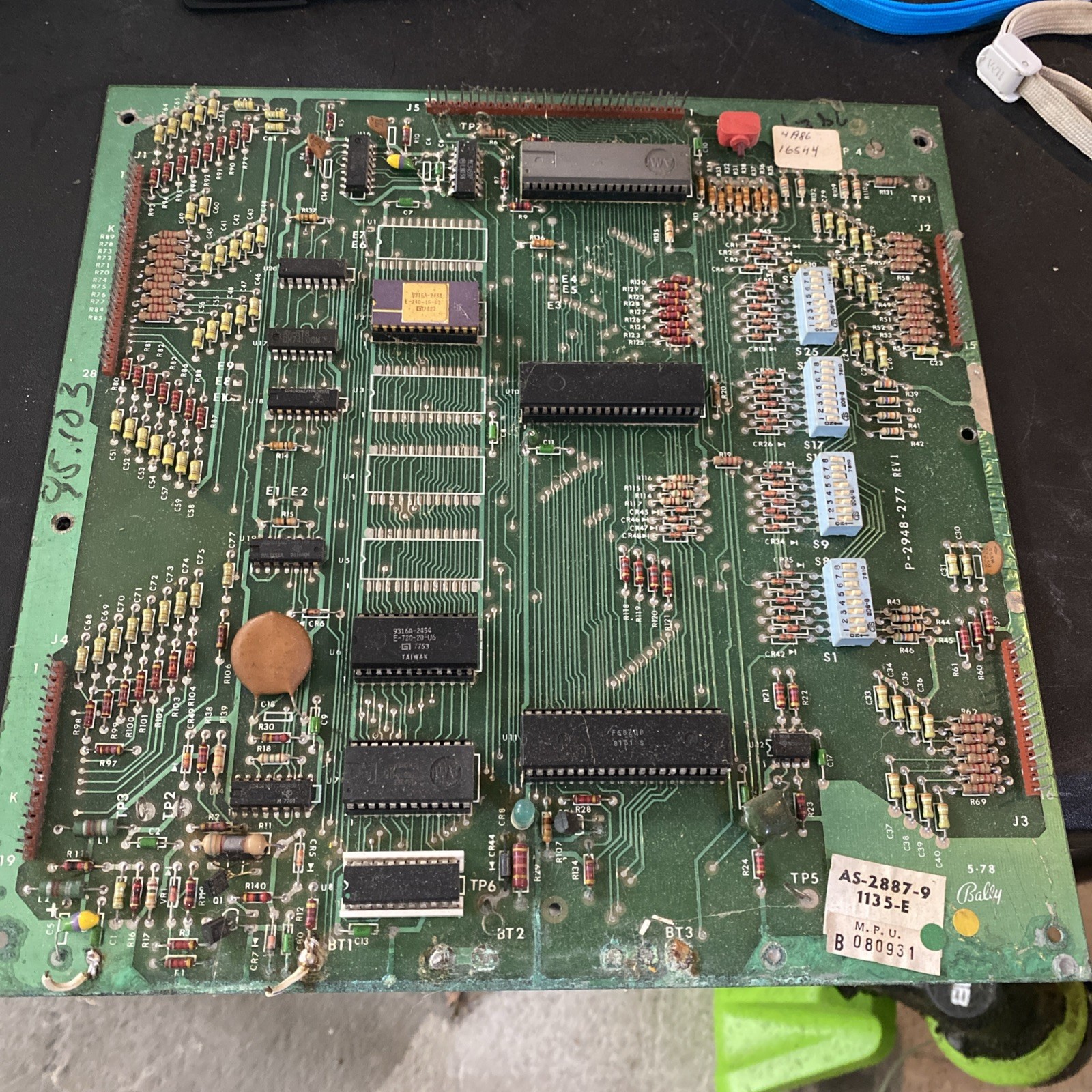 Bally pinball MPU BOARD FOR PARTS or repair not working 
