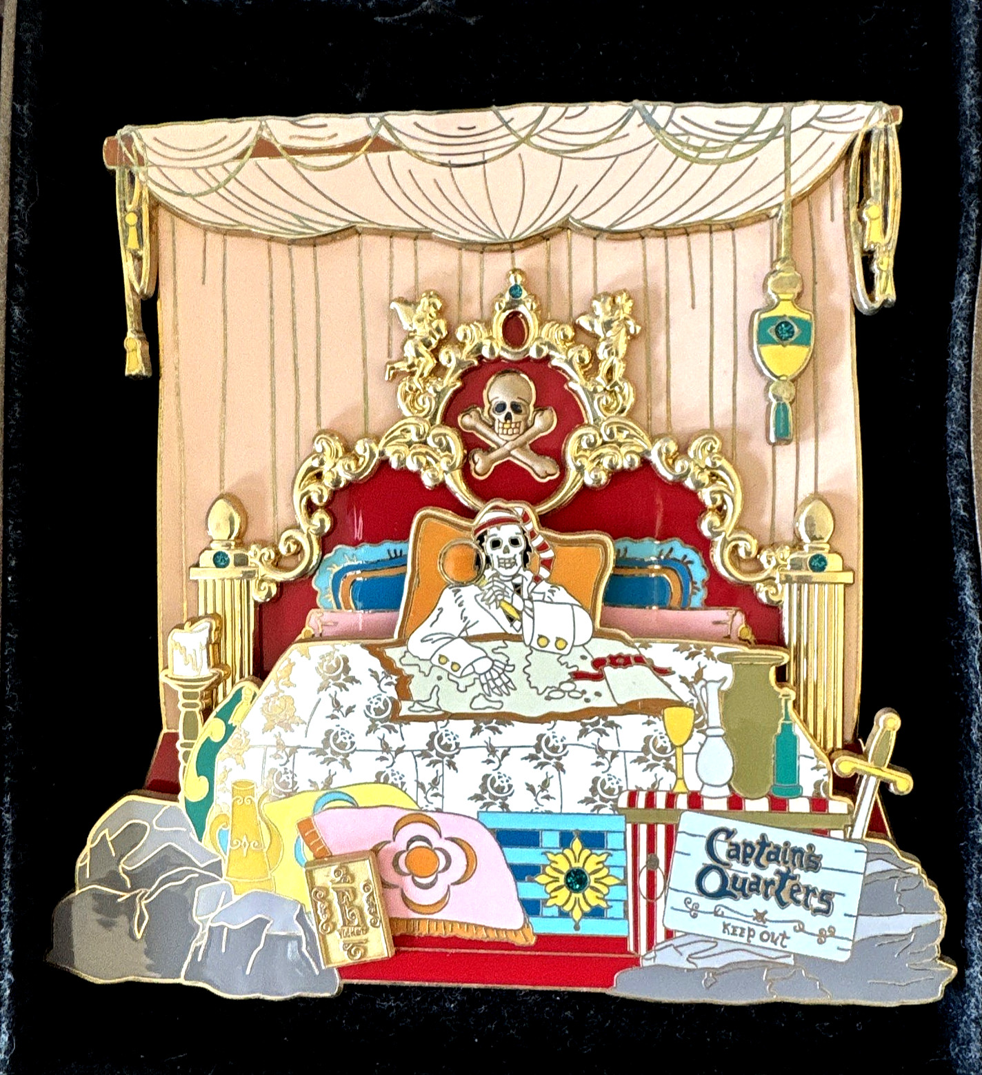 DISNEYLAND E-Ticket Collection Pirates of the Caribbean Jumbo Pin LE1000 PP61219