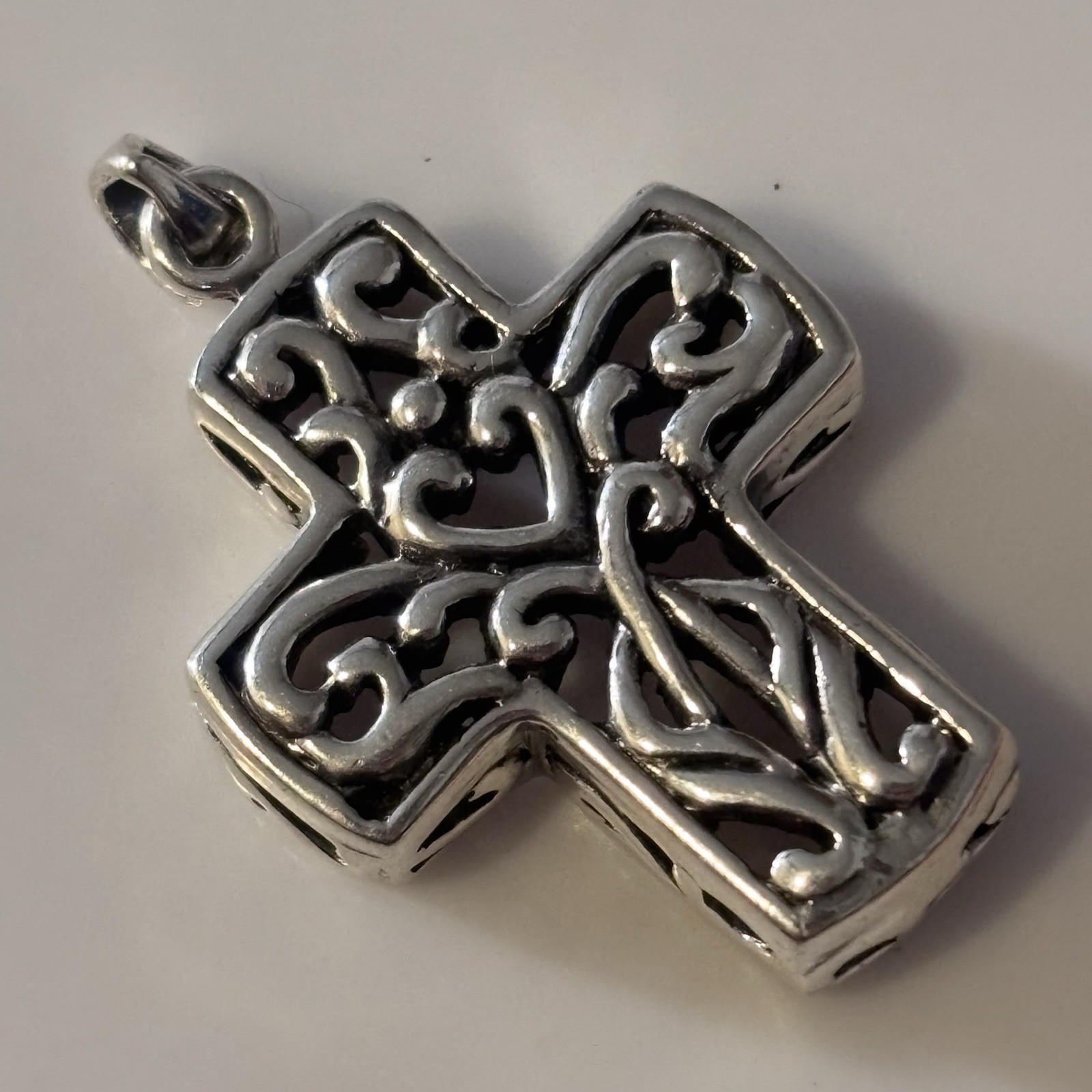 Vintage Sterling Silver Openwork Scroll Cross Pendant Heart Motif 925 10g