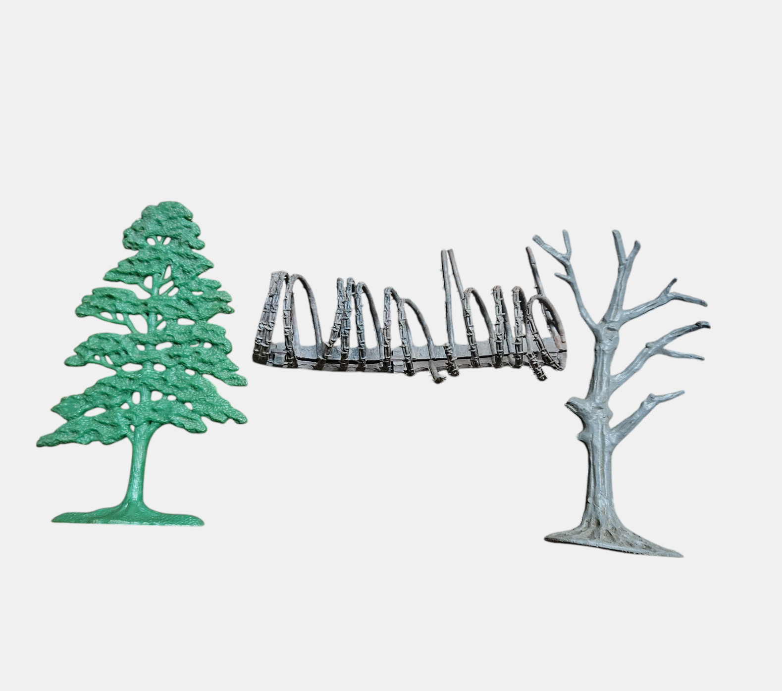 Lot of 3 Vintage 1960s Marx Plastic Tree, WWII Barb Wire, Wood Diorama Toy