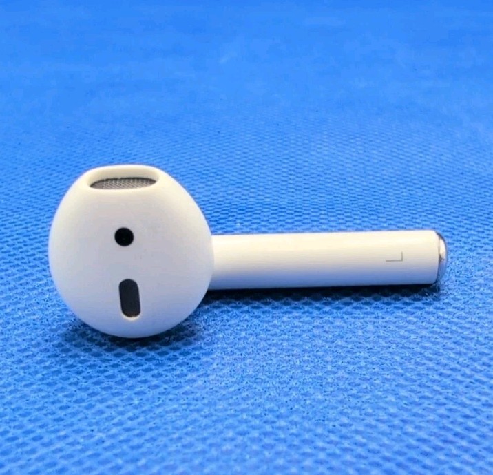Apple AirPods 2nd Gen LEFT Earbud A2031