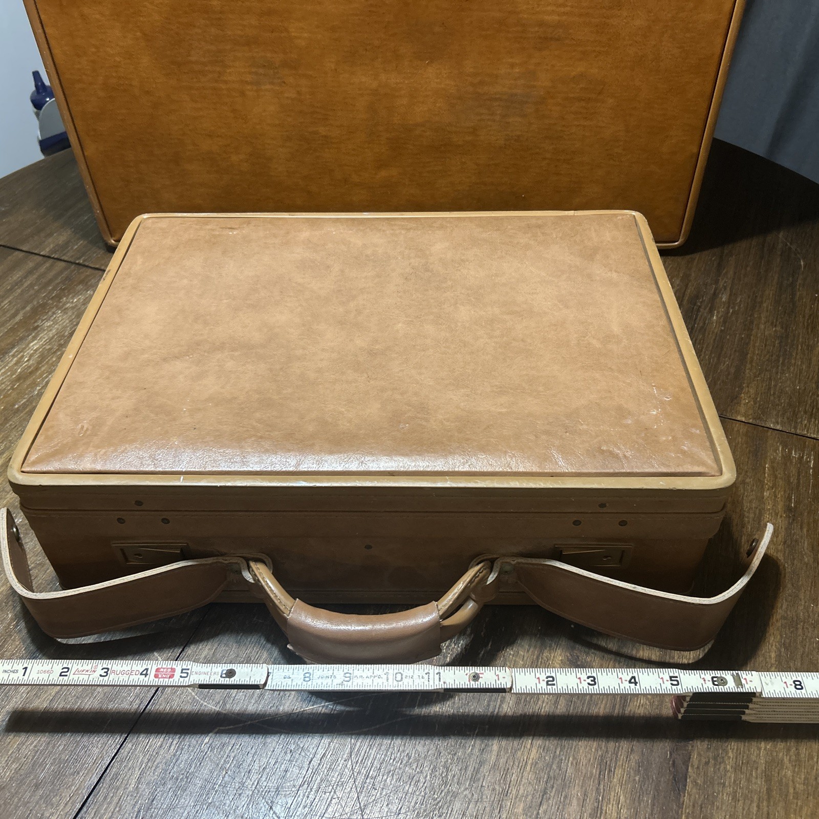 Hartmann Luggage Vintage Brown Tan Caramel Leather Hard Shell Belting Briefcase