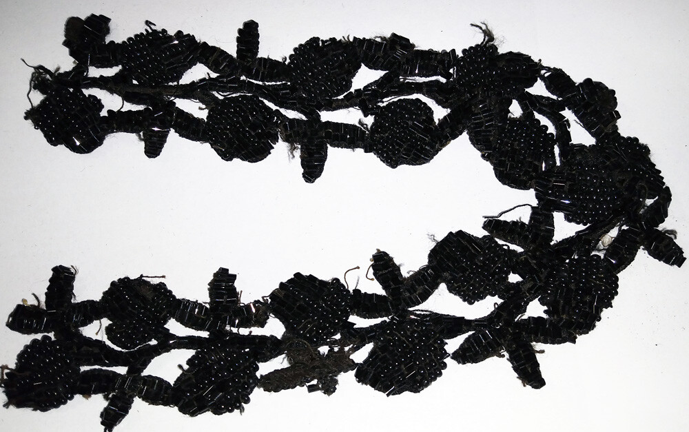 Antique Vintage Victorian Mourning Applique Adornment Beaded Trim Net BB91-17